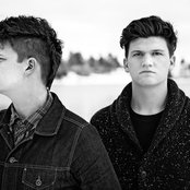 White Apple Tree - List pictures