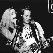Mother Love Bone - List pictures