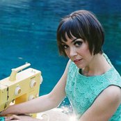 Inara George - List pictures