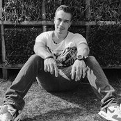 Headhunterz - List pictures