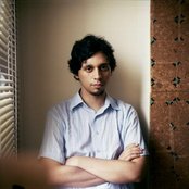 Ulises Hadjis - List pictures