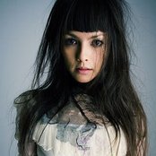 Olivia - List pictures