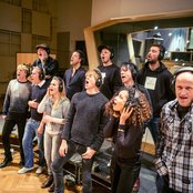 Band Aid 30 - List pictures