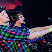 Camo & Krooked - List pictures