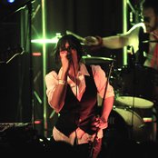 Michelle Chamuel - List pictures