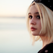 Bea Miller - List pictures