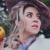 Marina And The Diamonds - List pictures