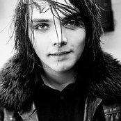 Gerard Way - List pictures