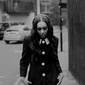 Rebecca Ferguson - List pictures