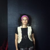 La Yegros - List pictures