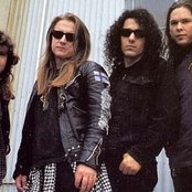 Rhino Bucket - List pictures