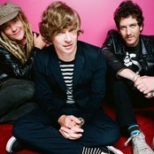 Nada Surf - List pictures