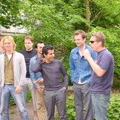 Van Dik Hout - List pictures