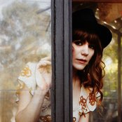 Jenny Lewis - List pictures