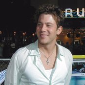 Christian Kane - List pictures