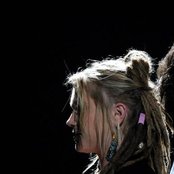 Crystal Bowersox - List pictures