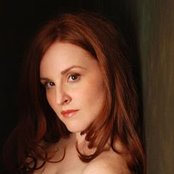 Diana Panton - List pictures