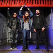 Kyng - List pictures