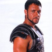 Russell Crowe - List pictures