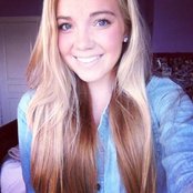 Danielle Bradbery - List pictures