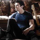 Steve Grand - List pictures