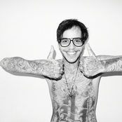 Ricky Hil - List pictures