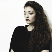 Lorde - List pictures