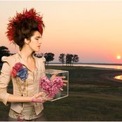 Imogen Heap - List pictures