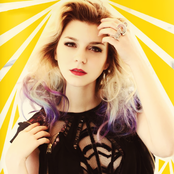 Colette Carr - List pictures