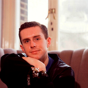Holly Johnson - List pictures