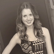 Laura Marano - List pictures