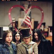 Raconteurs - List pictures
