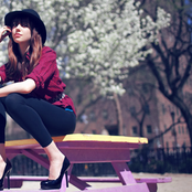 Diane Birch - List pictures