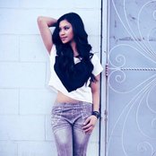 Ellona Santiago - List pictures