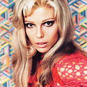 Nancy Sinatra - List pictures