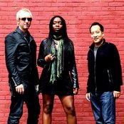 Iyeoka - List pictures