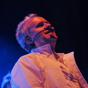Howard Jones - List pictures