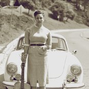 Mara Hruby - List pictures