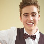 Harrison Craig - List pictures