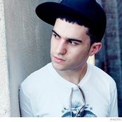 A-trak - List pictures