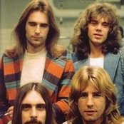 Staus Quo - List pictures