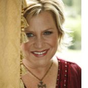 Sandi Patty - List pictures