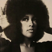 Marva Whitney - List pictures