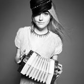 Dakota Fanning - List pictures