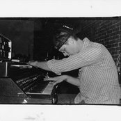 The Gloria Record - List pictures