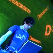 Nathan Fake - List pictures