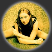 Tara Maclean - List pictures