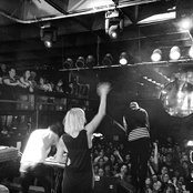 Five Knives - List pictures