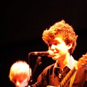 Throw Television - List pictures