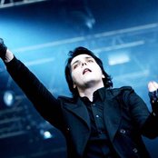 Gerard Way - List pictures